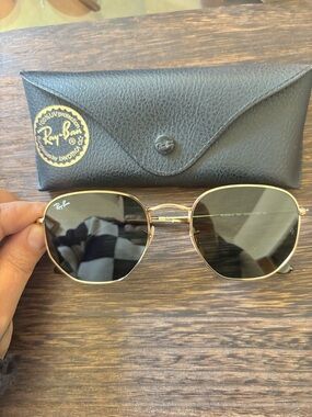 Ray-Ban Gold Frame Sunglasses with Black Lenses and Black Case